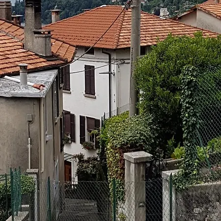 Fantastic Lake View And Garden In * מולטראזיו
